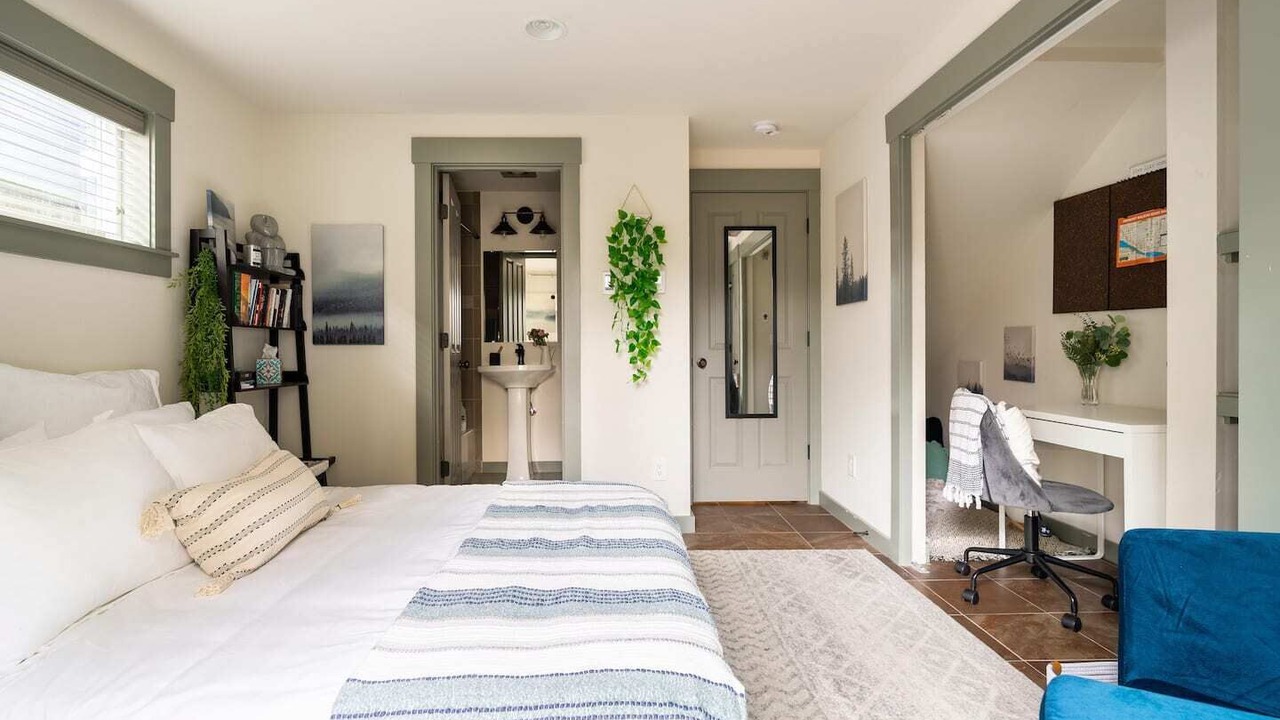 Photo of Bedroom in Fremont