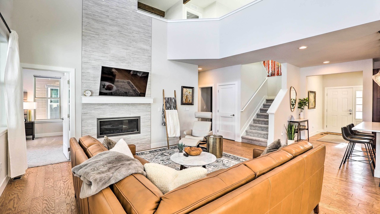 Photo of Livingroom in Grand Elk Ranch