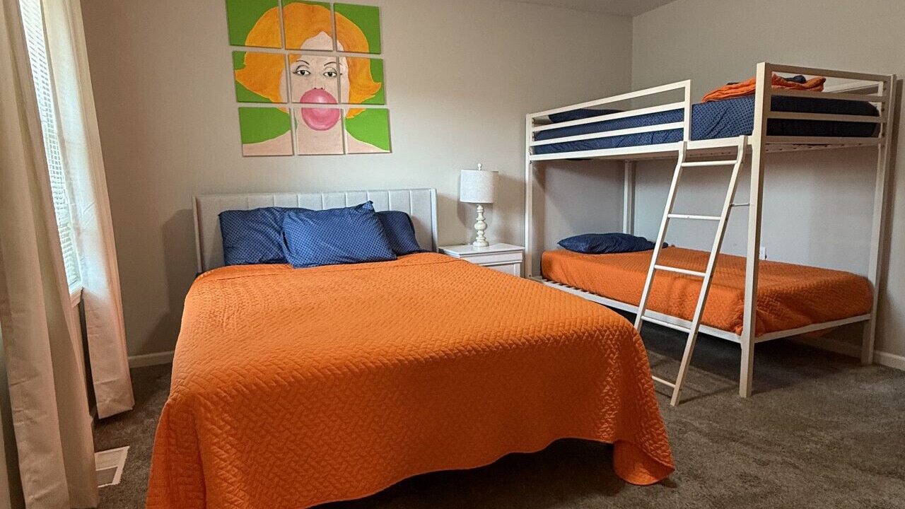 Photo of Bedroom in Maryville
