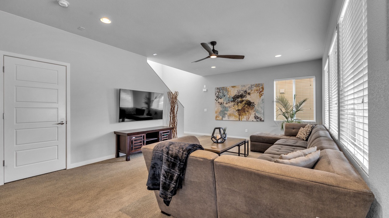 Photo of Livingroom in Parker