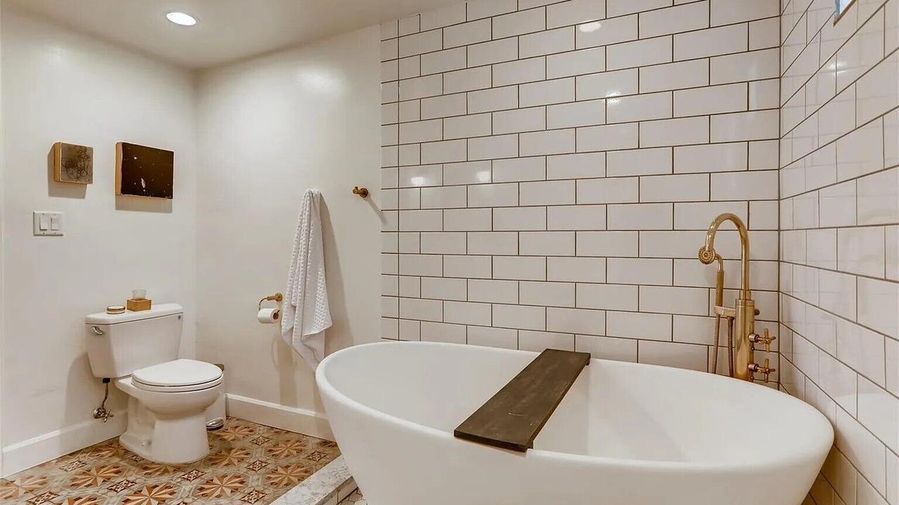 Photo of Bathroom in Chaffee Park