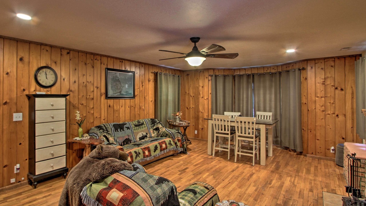 Photo of Livingroom in Randle