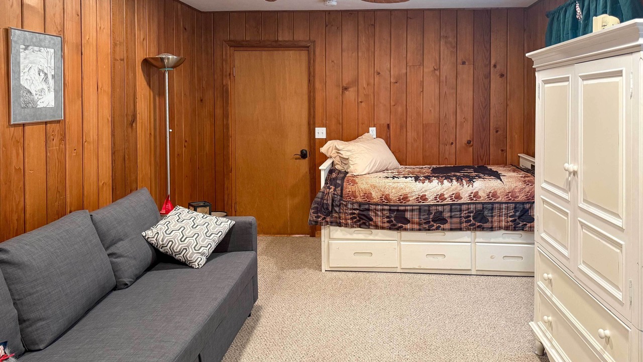 Photo of Bedroom in Randle