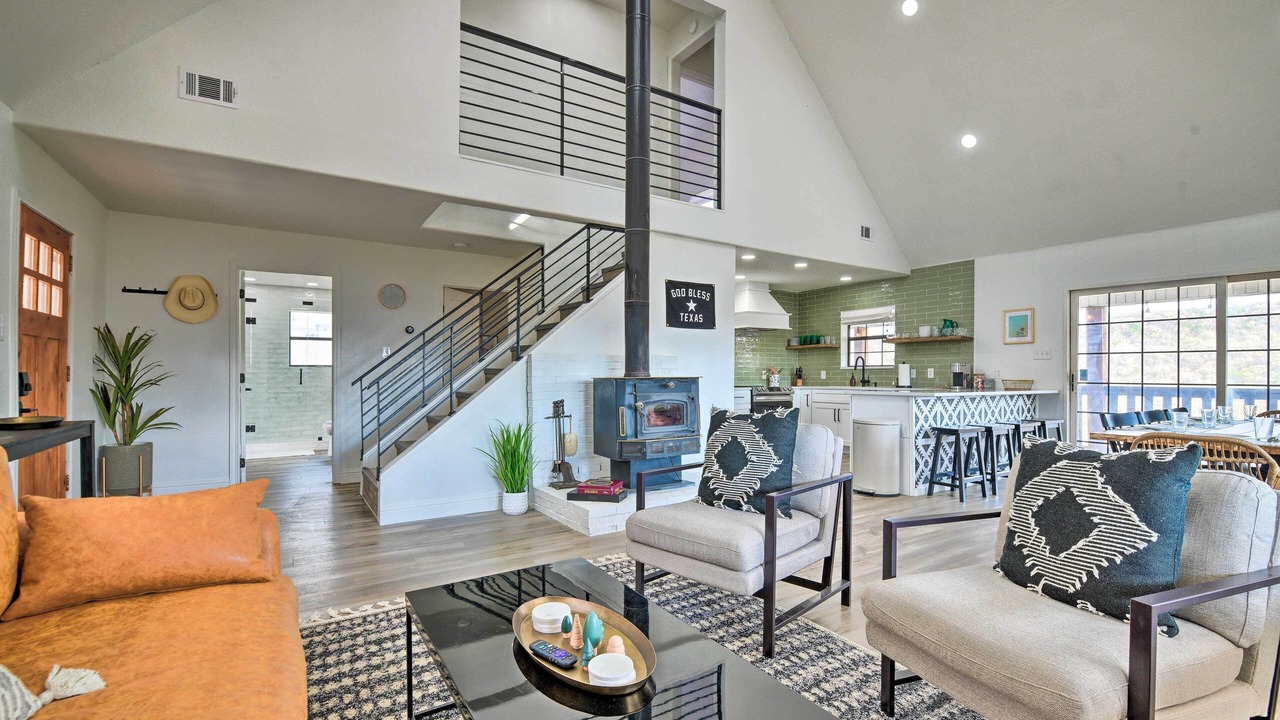 Photo of Livingroom in Gordon