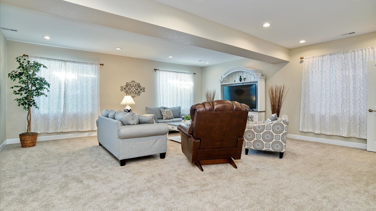 Photo of Livingroom in The Meadows
