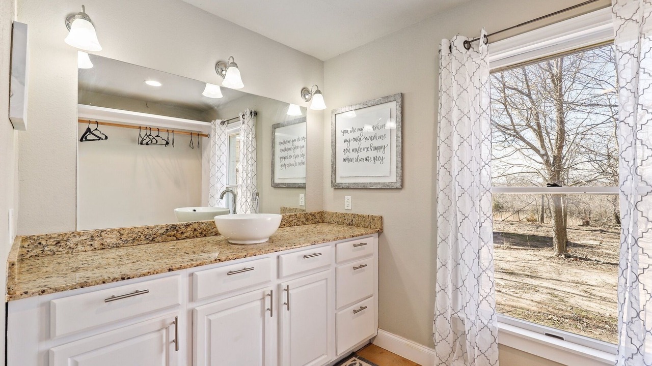 Photo of Bathroom in Weatherford