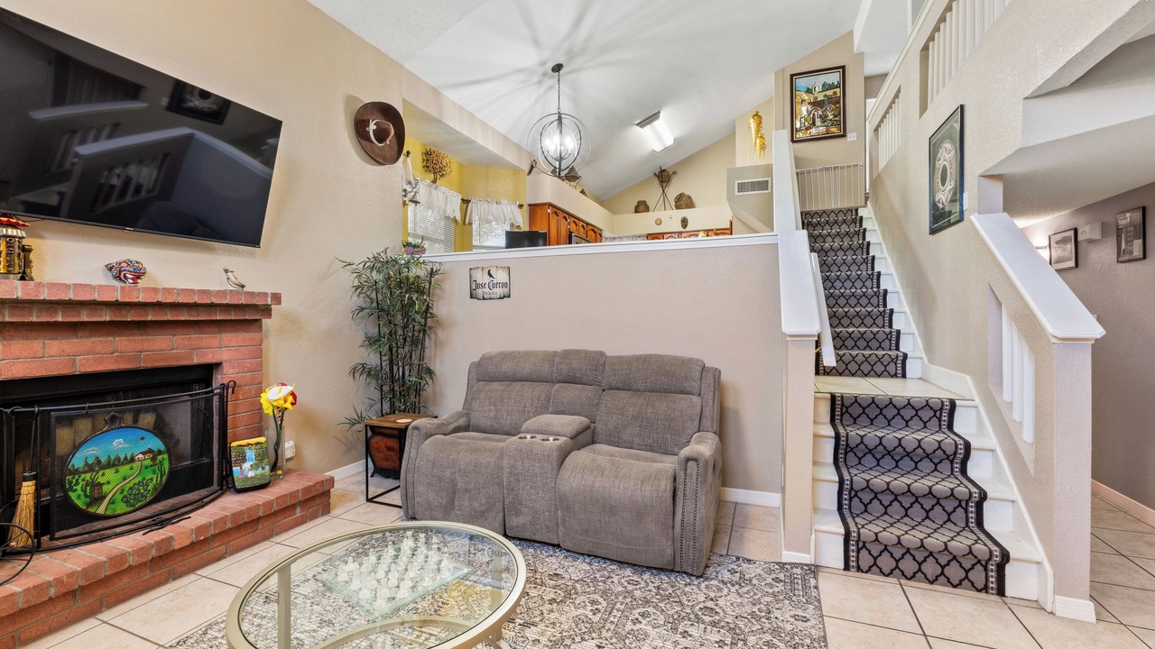 Photo of Livingroom in Northeast El Paso