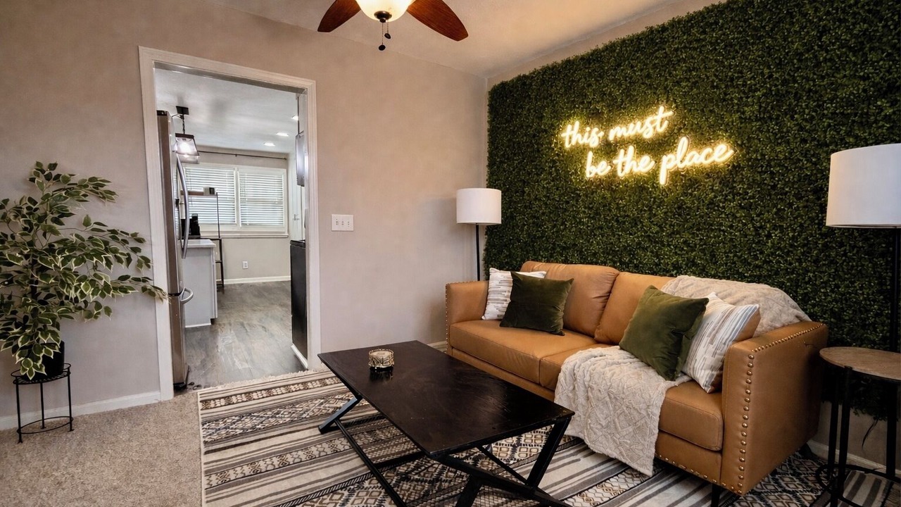 Photo of Livingroom in Platte Woods