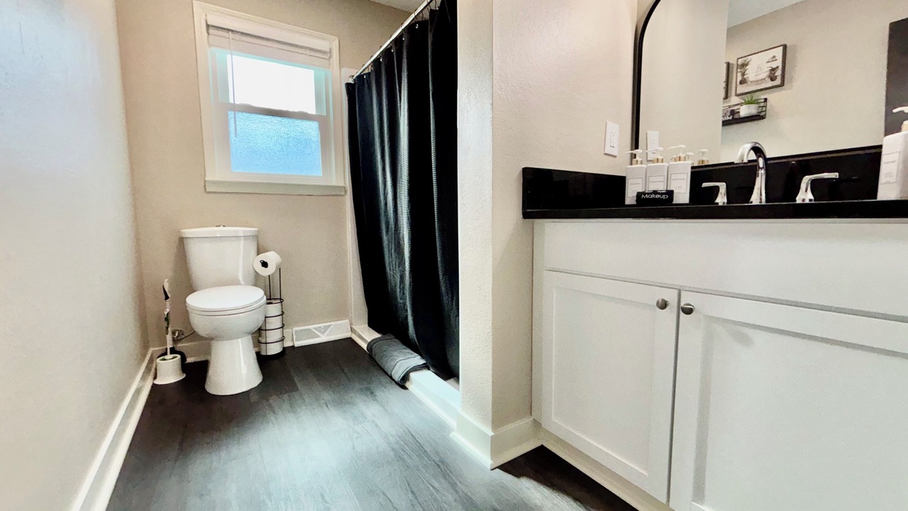Photo of Bathroom in Platte Woods