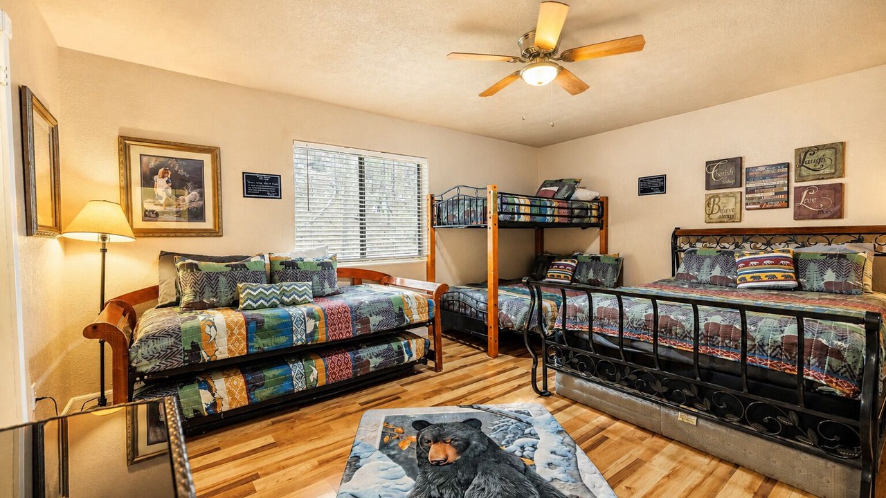 Photo of Bedroom in Cloudcroft