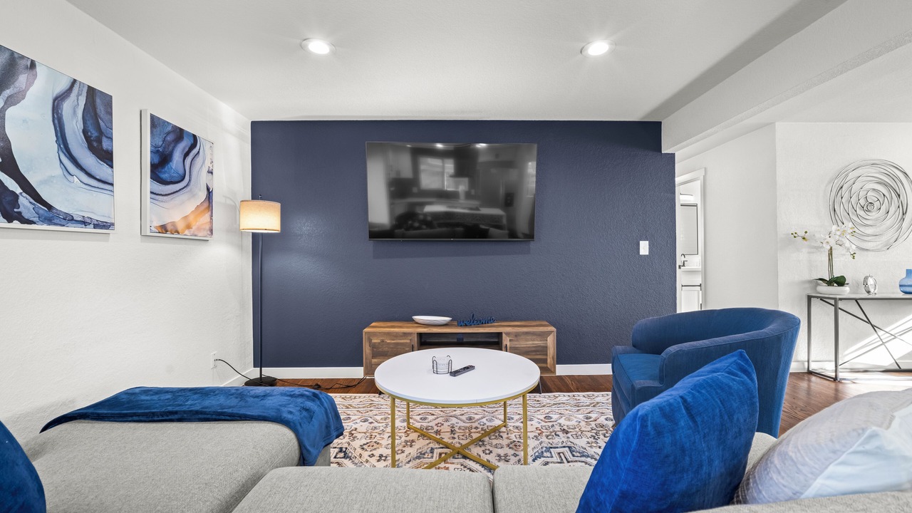 Photo of Livingroom in South Westminster