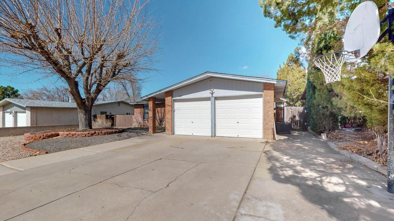 Photo of Outdoor in Northeast Heights