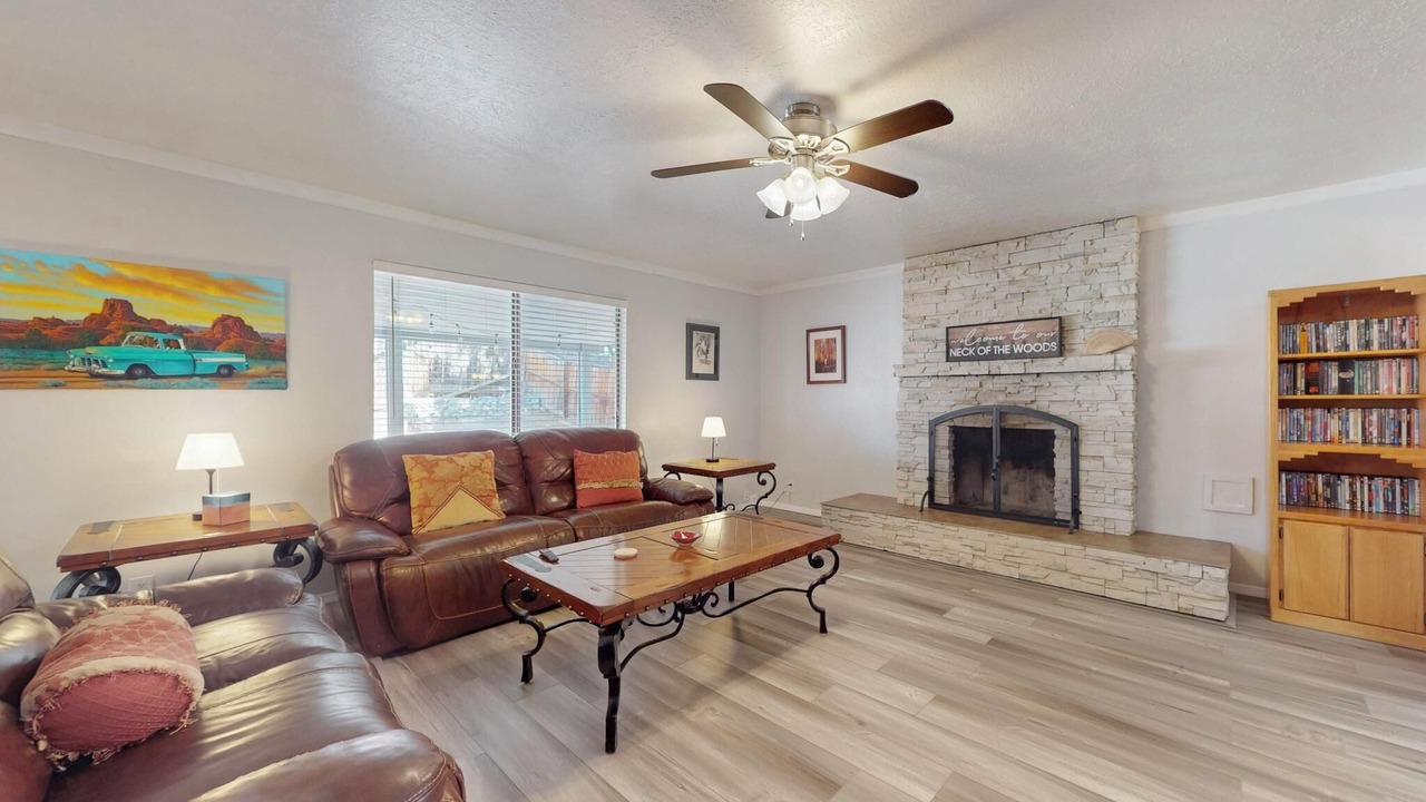 Photo of Livingroom in Northeast Heights