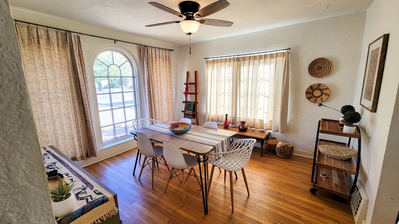 Photo of Livingroom in Nob Hill