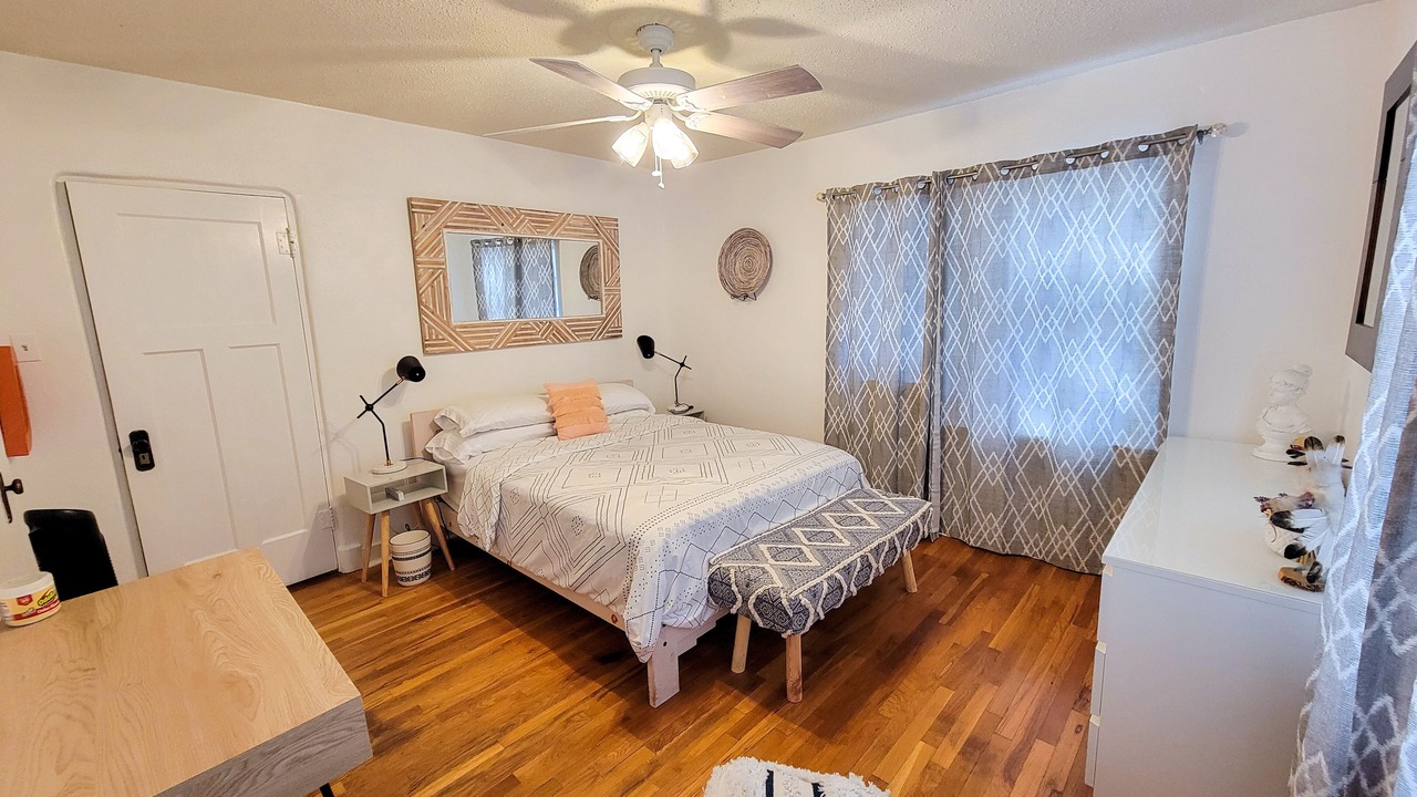 Photo of Bedroom in Nob Hill