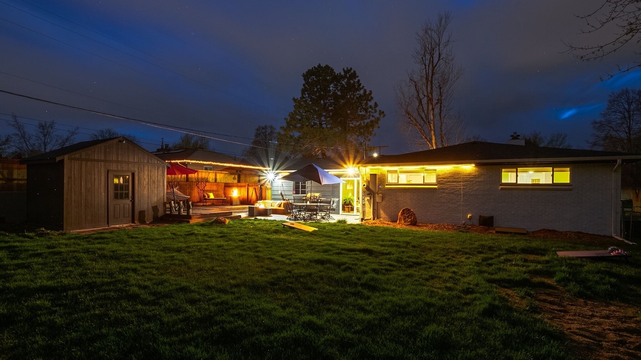 Photo of Outdoor in Barths