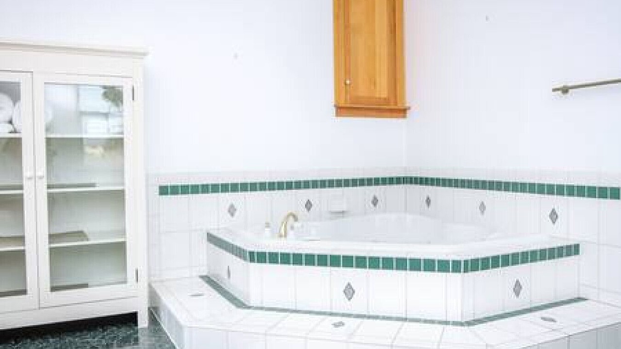 Photo of Bathroom in Haines