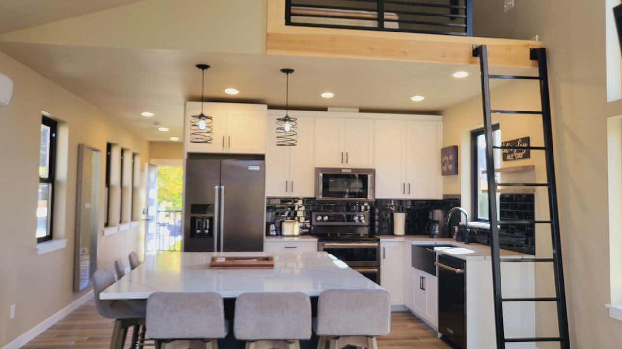 Photo of Kitchen in Sunland Estates