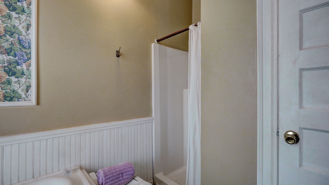 Photo of Bathroom in Midtown