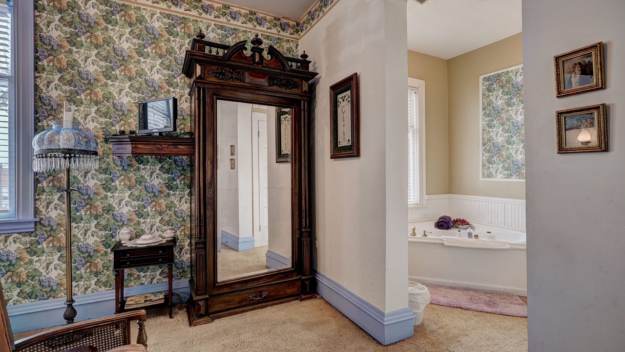 Photo of Bathroom in Midtown