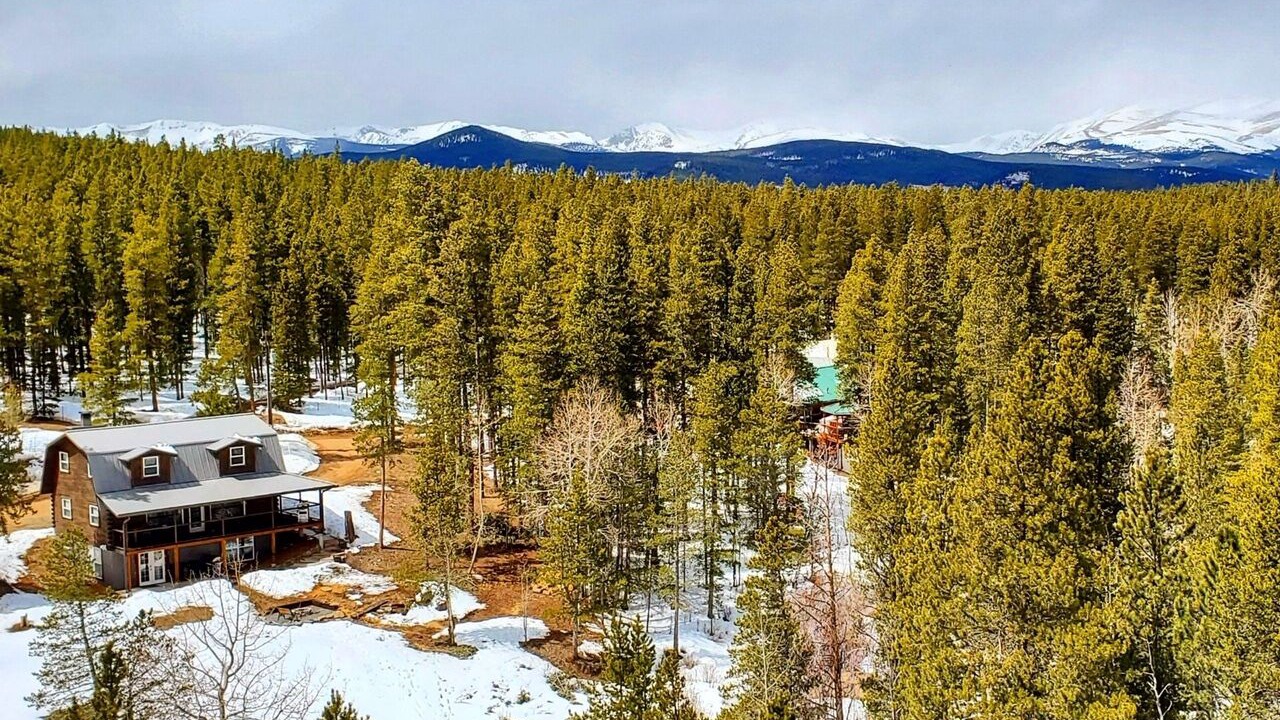 Photo of Outdoor in Black Hawk