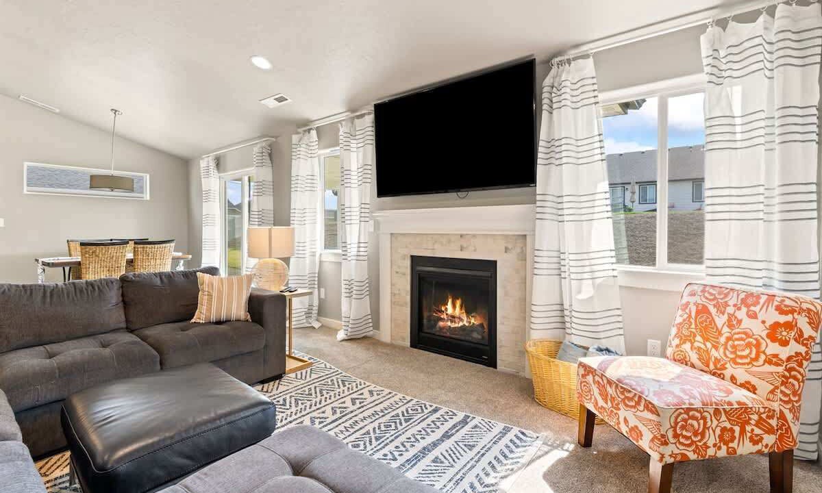 Photo of Bedroom in Caldwell