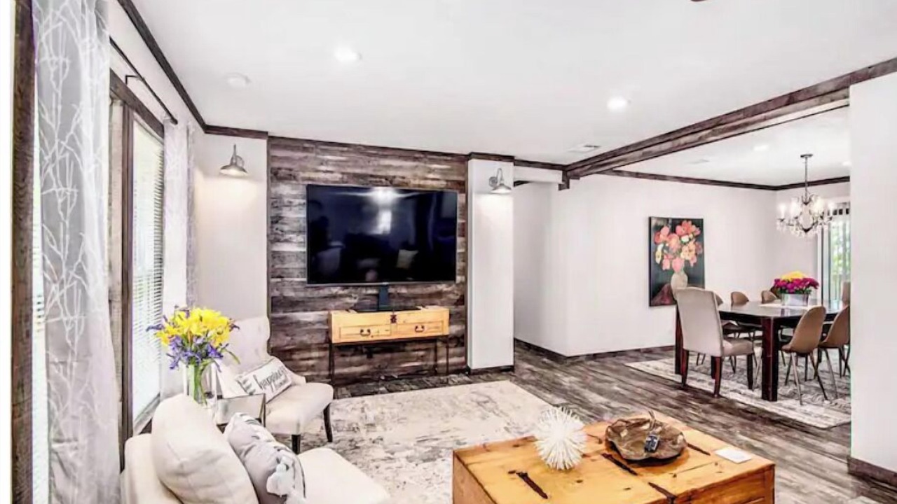 Photo of Livingroom in Trinity