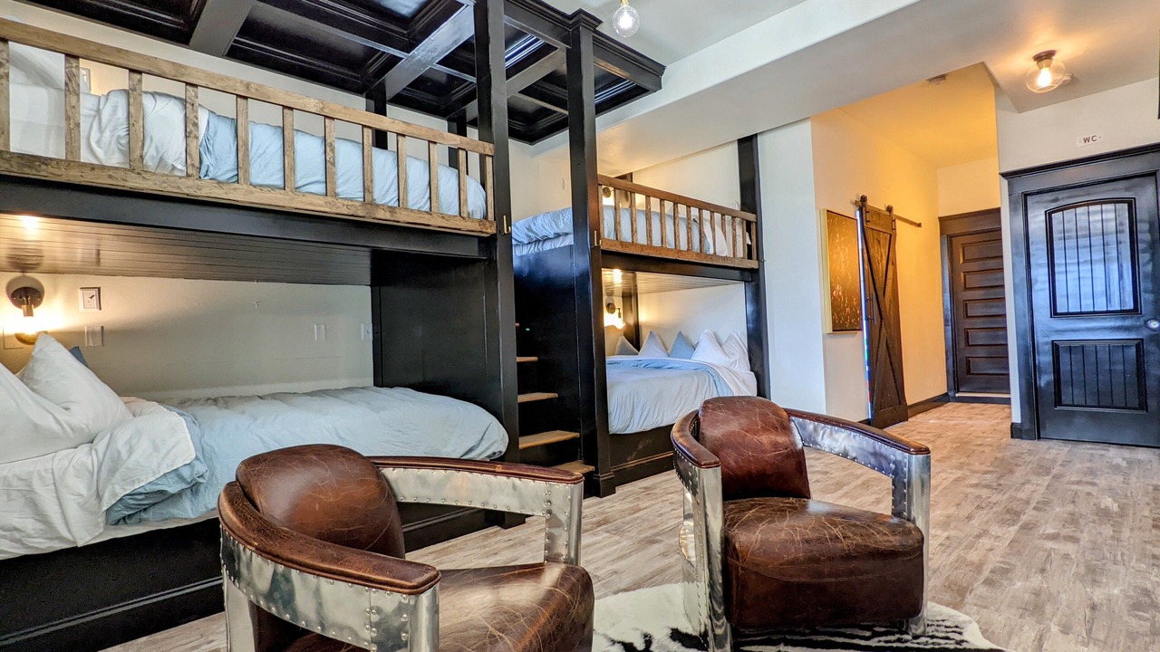 Photo of Bedroom in Oroville