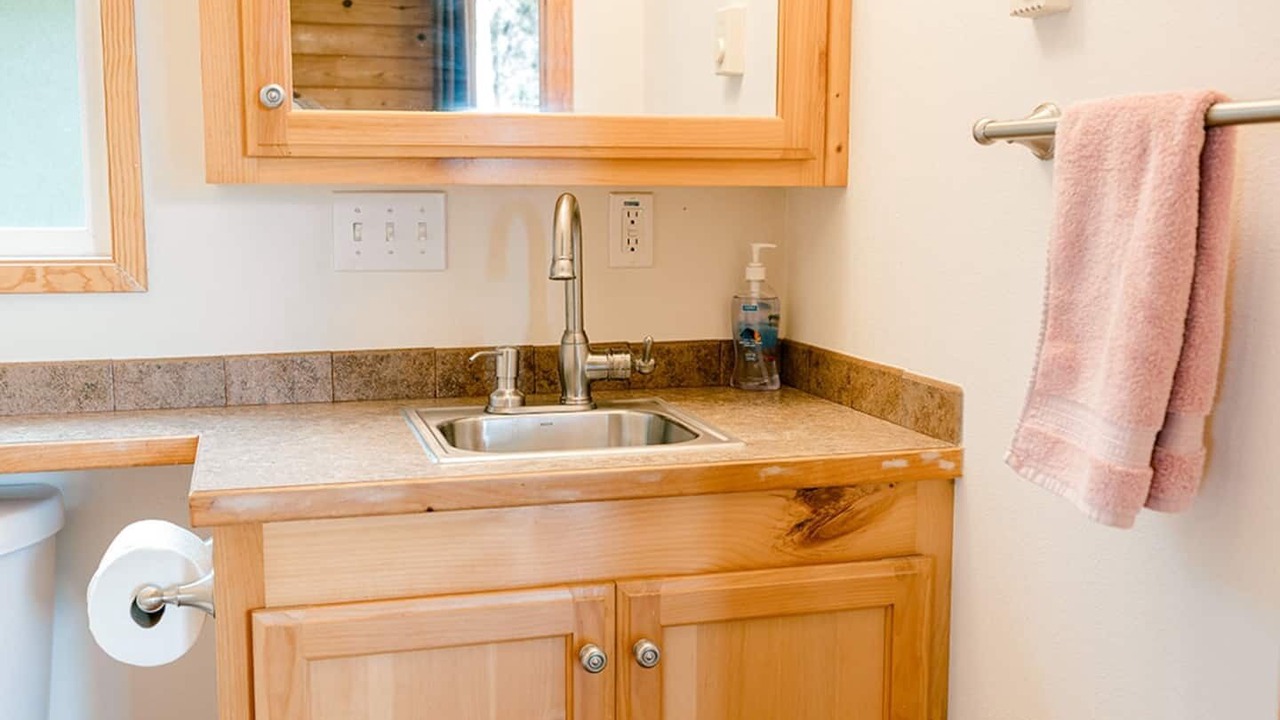 Photo of Bathroom in Sekiu