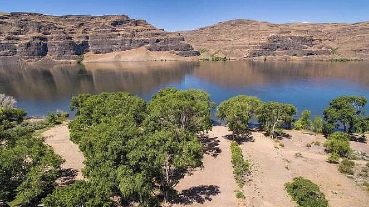 Photo of Outdoor in Sunland Estates