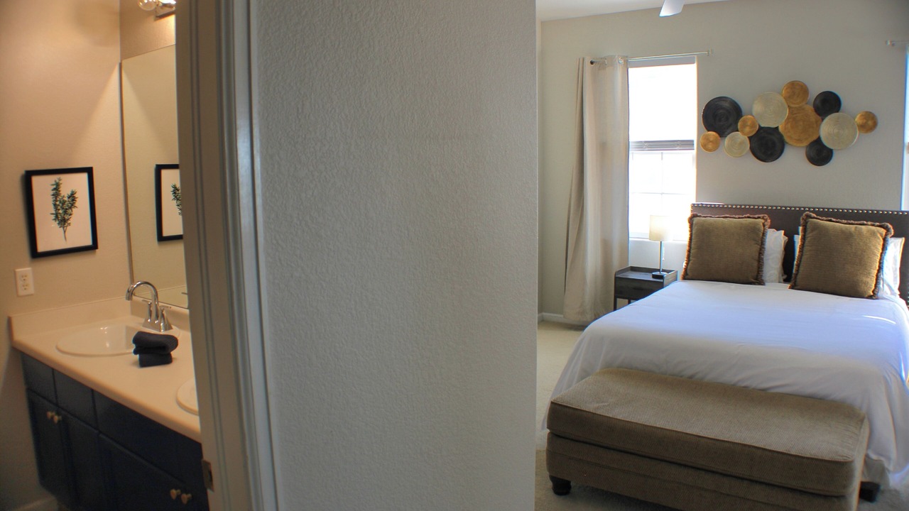 Photo of Bedroom in Meadow Hills