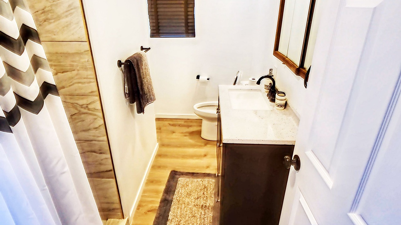 Photo of Bathroom in Coulee City