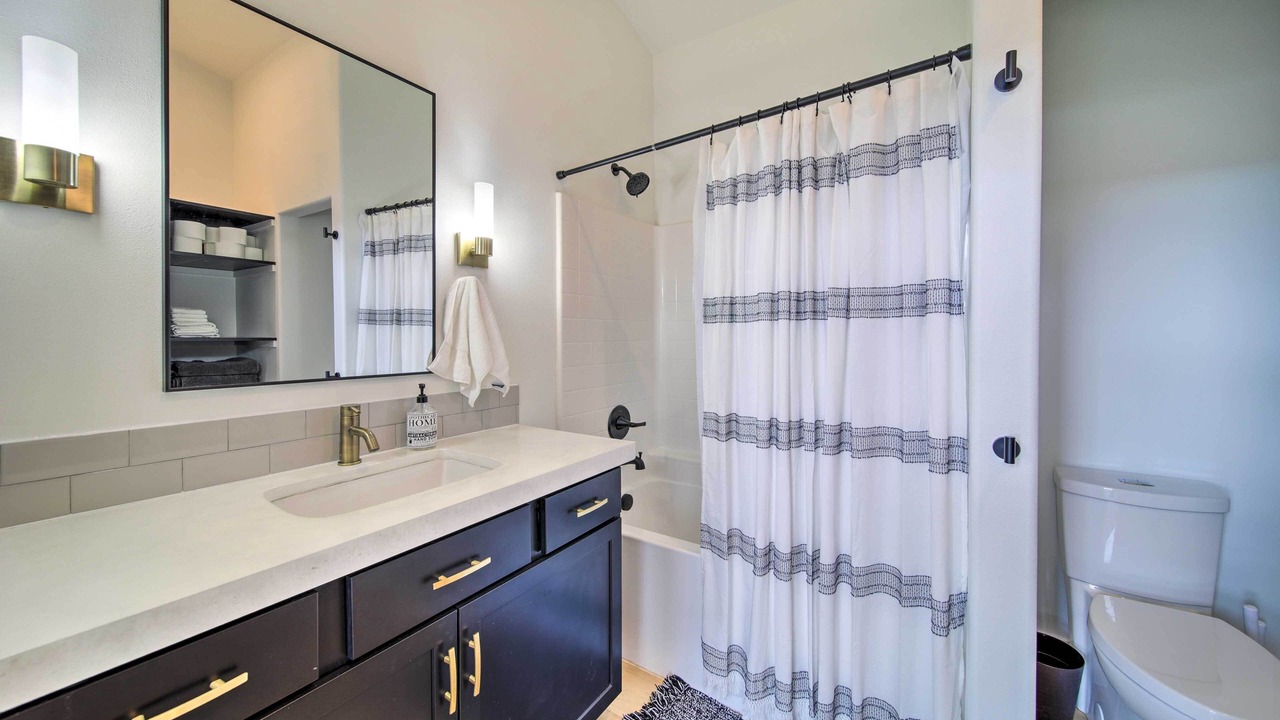 Photo of Bathroom in Davenport