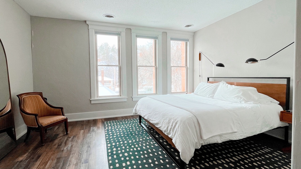 Photo of Bedroom in Hot Springs