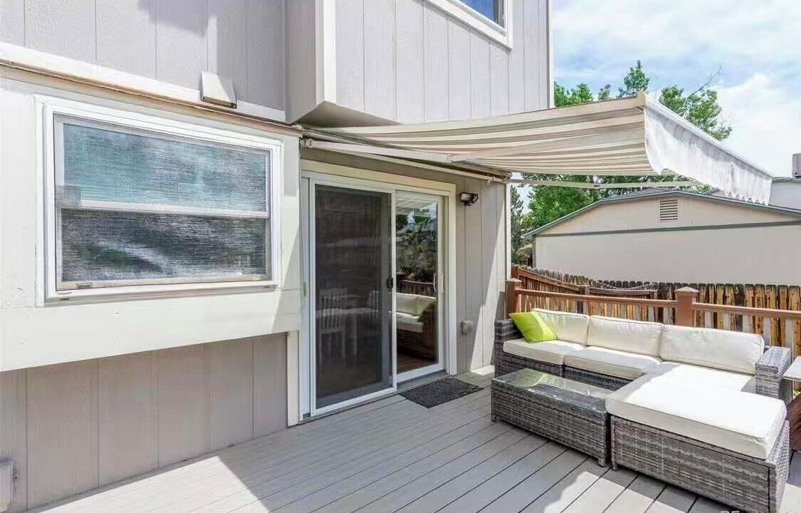 Photo of Patio Balcony in Foothill Green