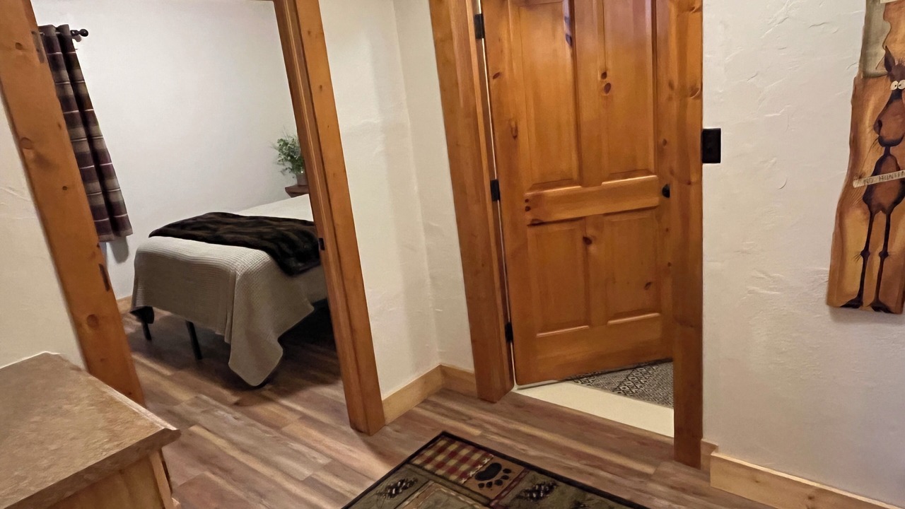 Photo of Bedroom in Woods Landing-Jelm