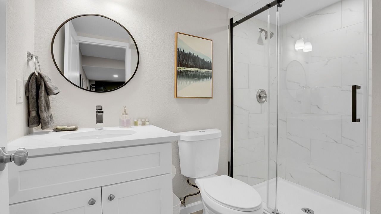 Photo of Bathroom in Arvada