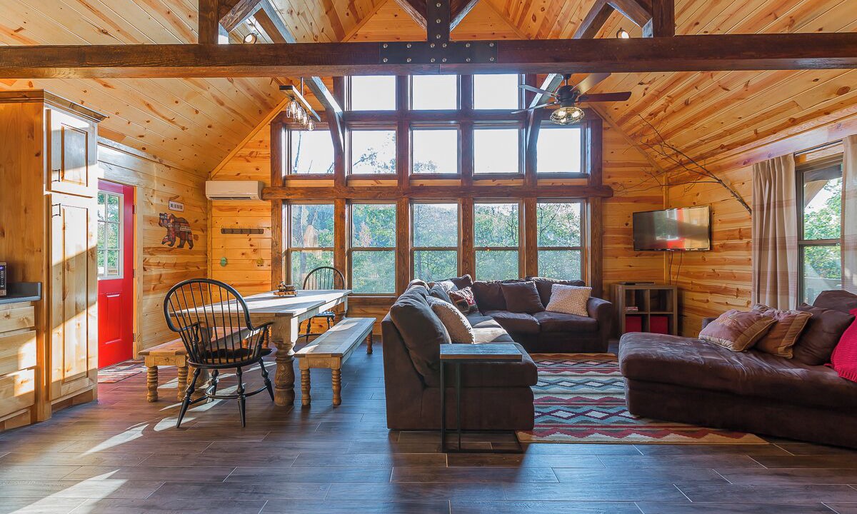Photo of Livingroom in Board Camp