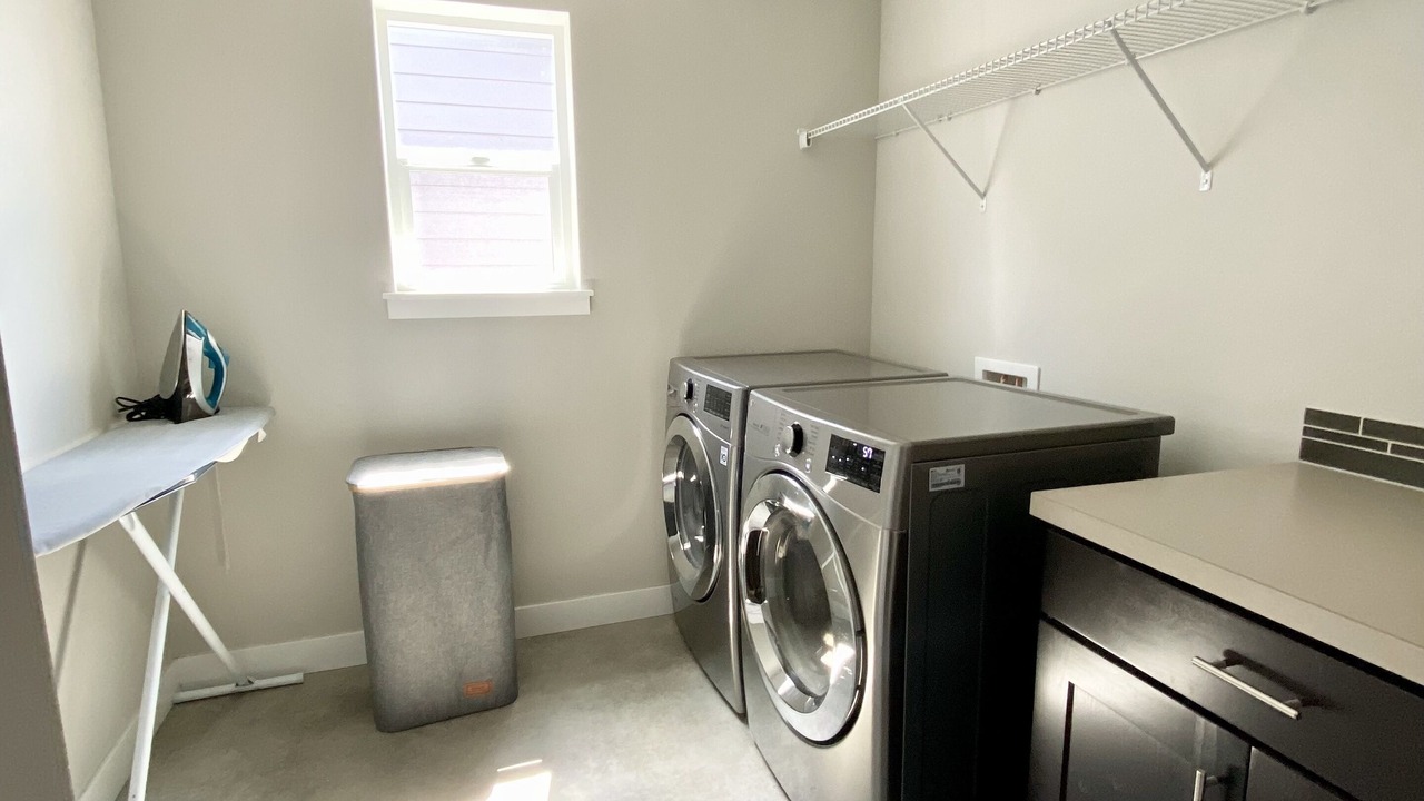 Photo of Bedroom in Everett