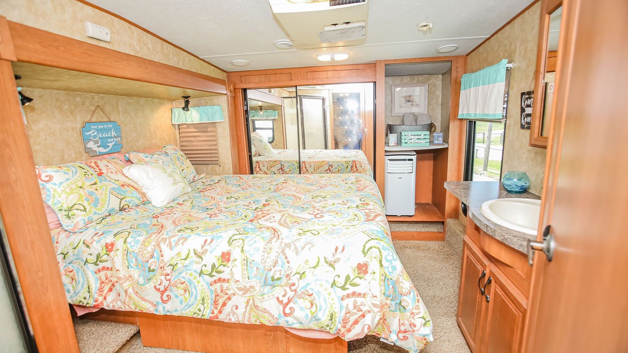 Photo of Bedroom in Cedar Lane