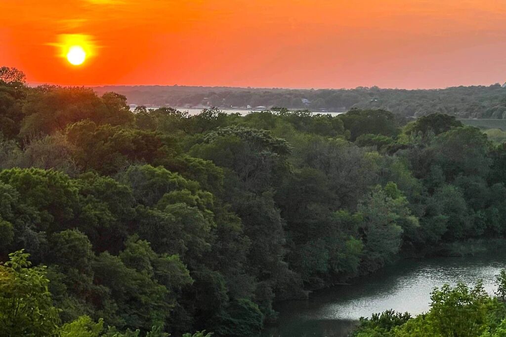 Photo of Others in River Oaks