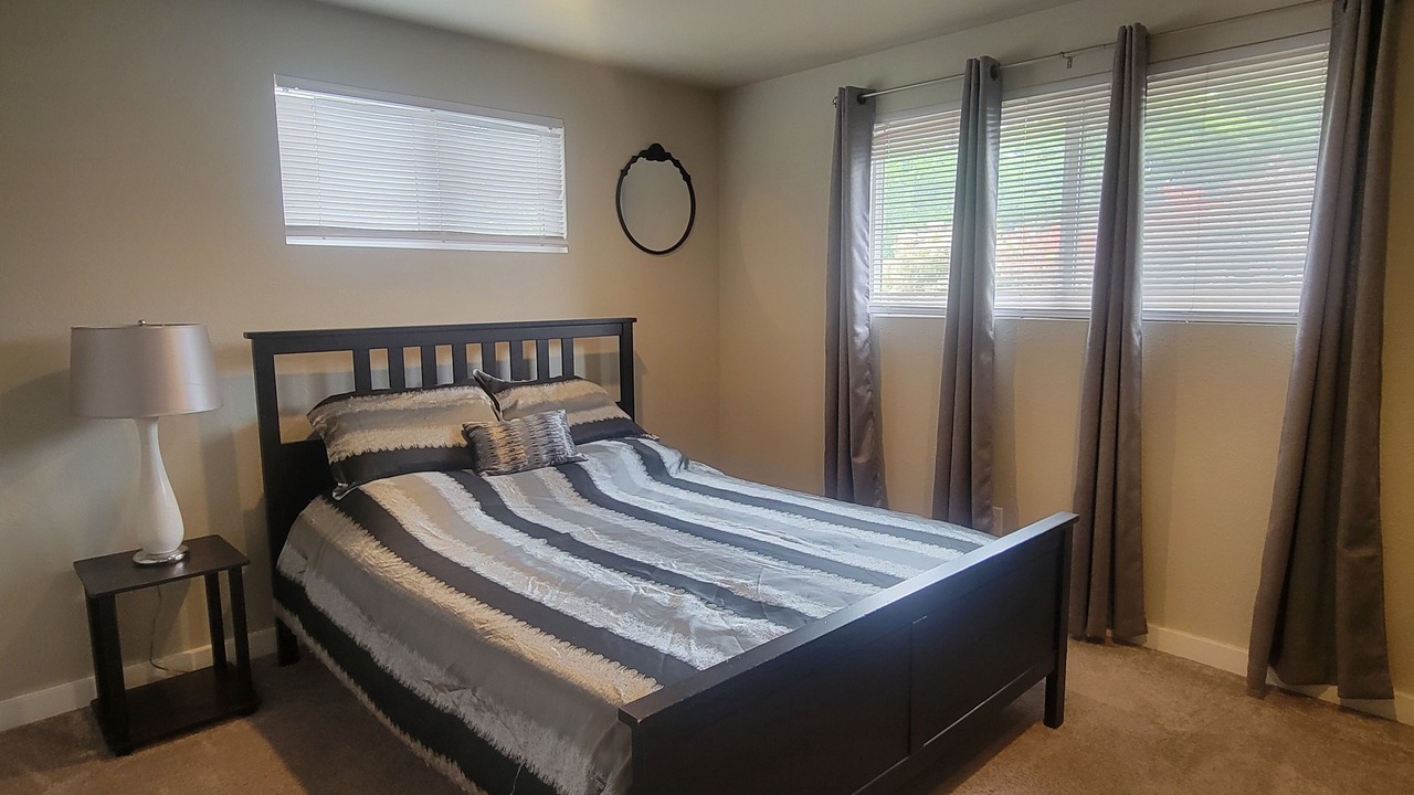 Photo of Bedroom in Mount Baker