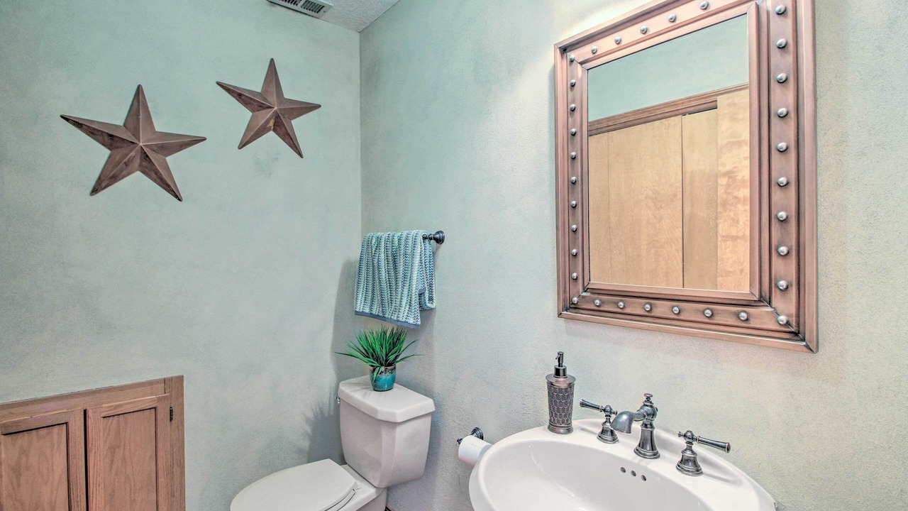 Photo of Bathroom in Northeast Heights