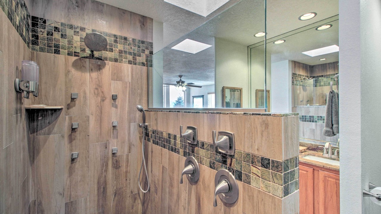 Photo of Bathroom in Northeast Heights