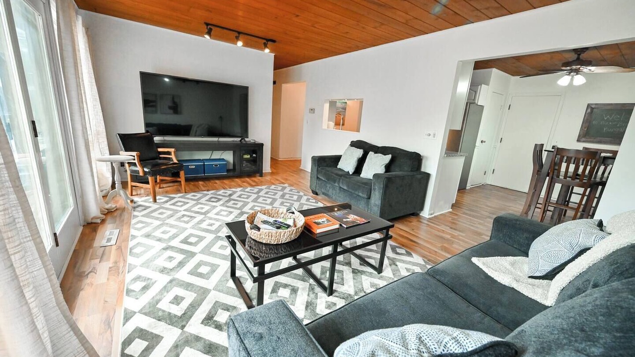 Photo of Livingroom in Lincoln