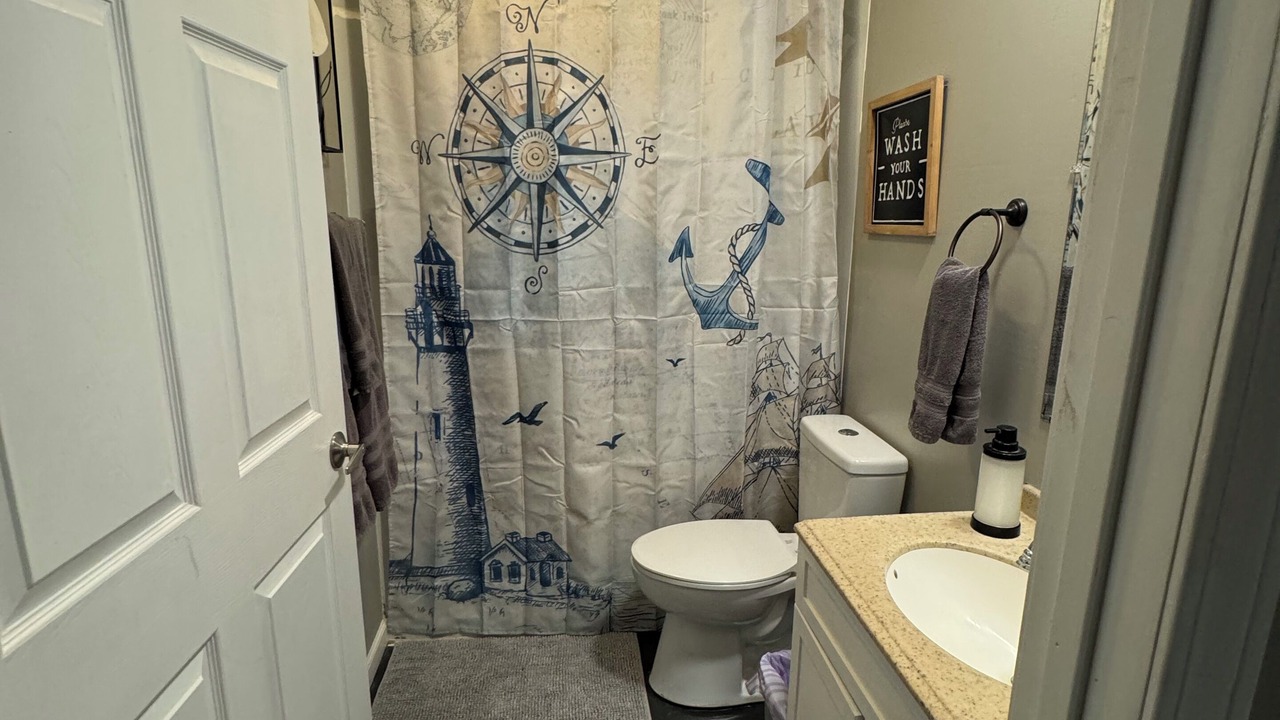Photo of Bathroom in Palisades