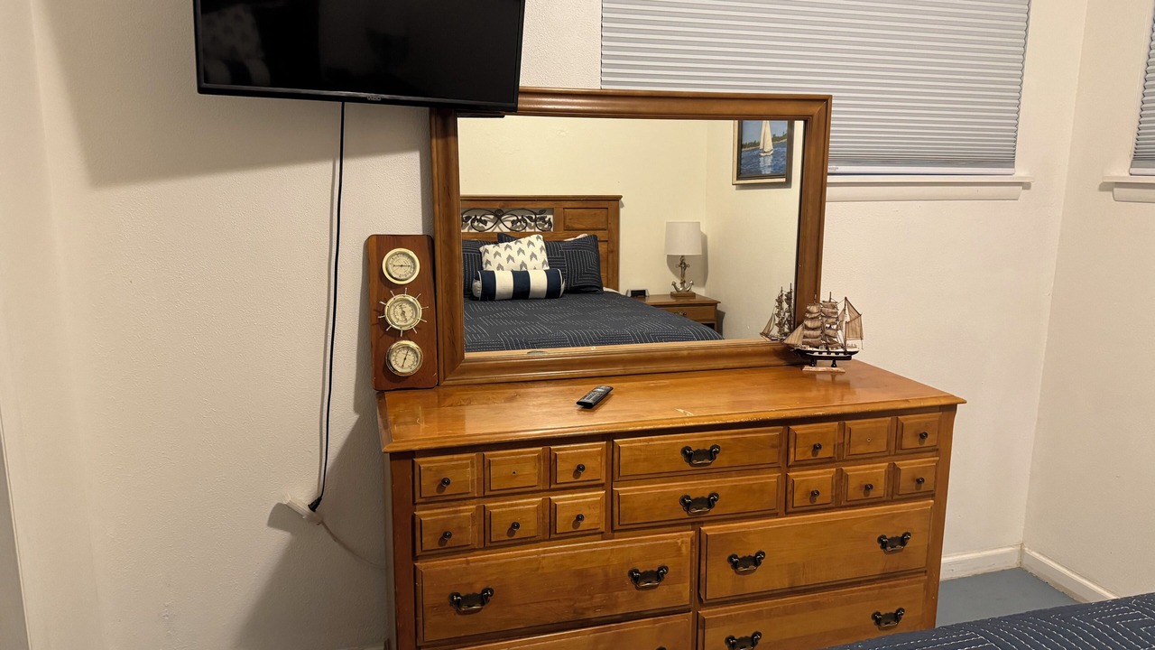 Photo of Bedroom in Palisades