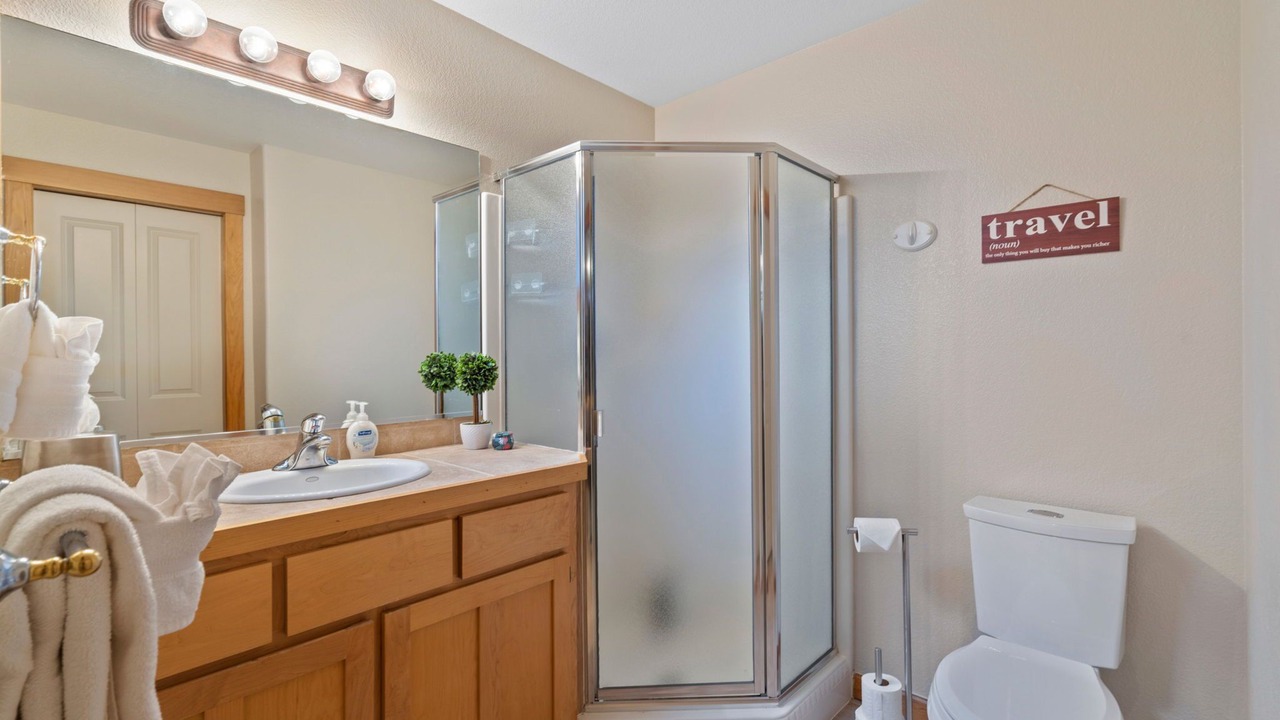 Photo of Bathroom in River Rock