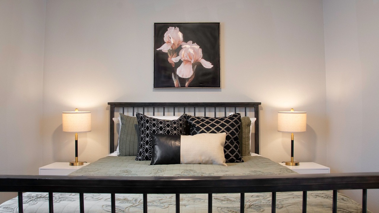 Photo of Bedroom in Aurora