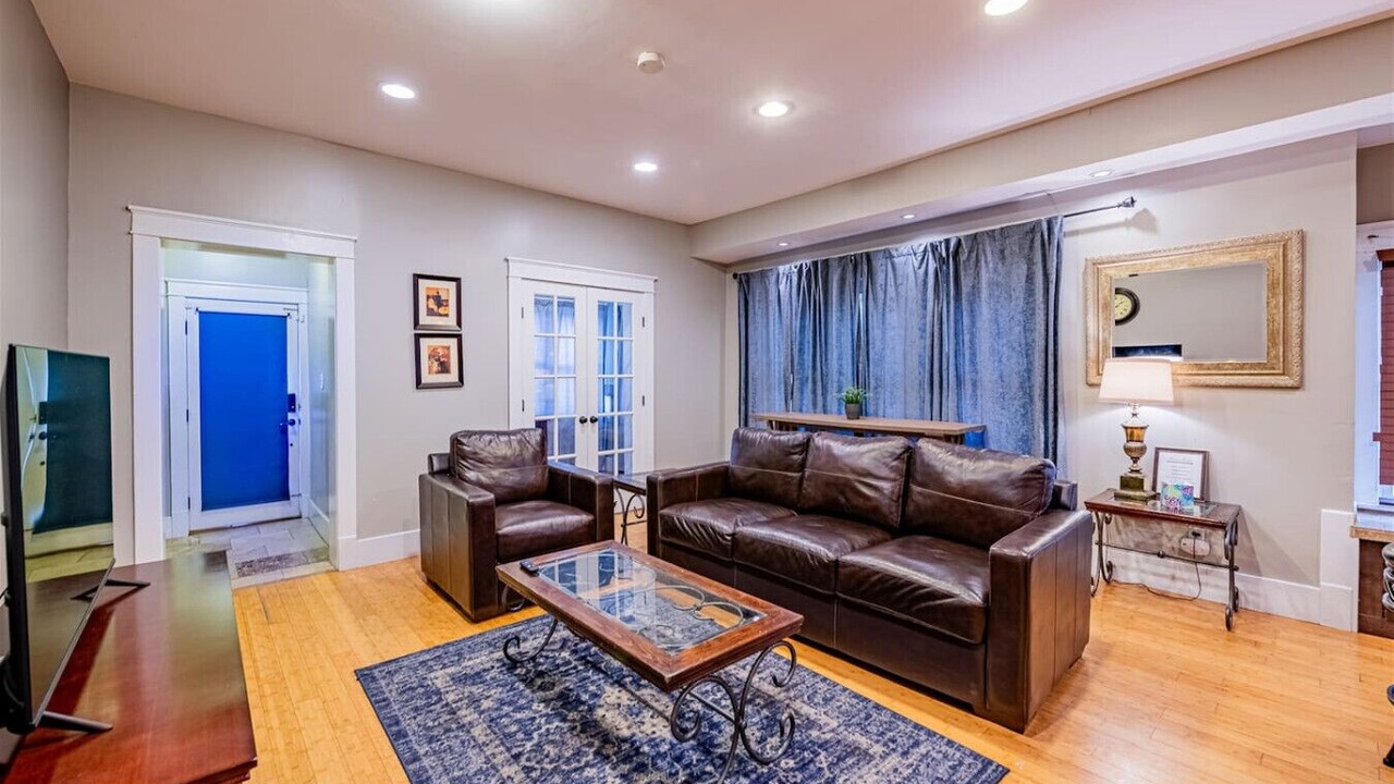Photo of Livingroom in Downtown Albuquerque